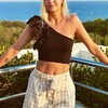 Anonse kobiet, Hela, 21